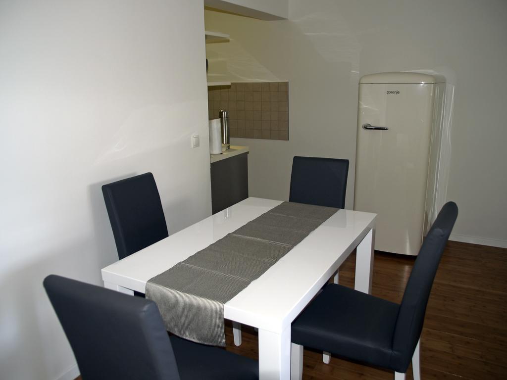 Summertime Apartment